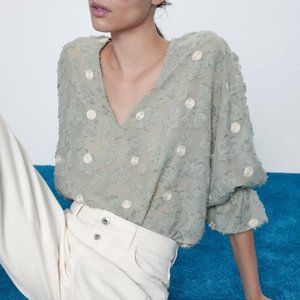 NWT ZARA TEXTURED WEAVE SHIRT